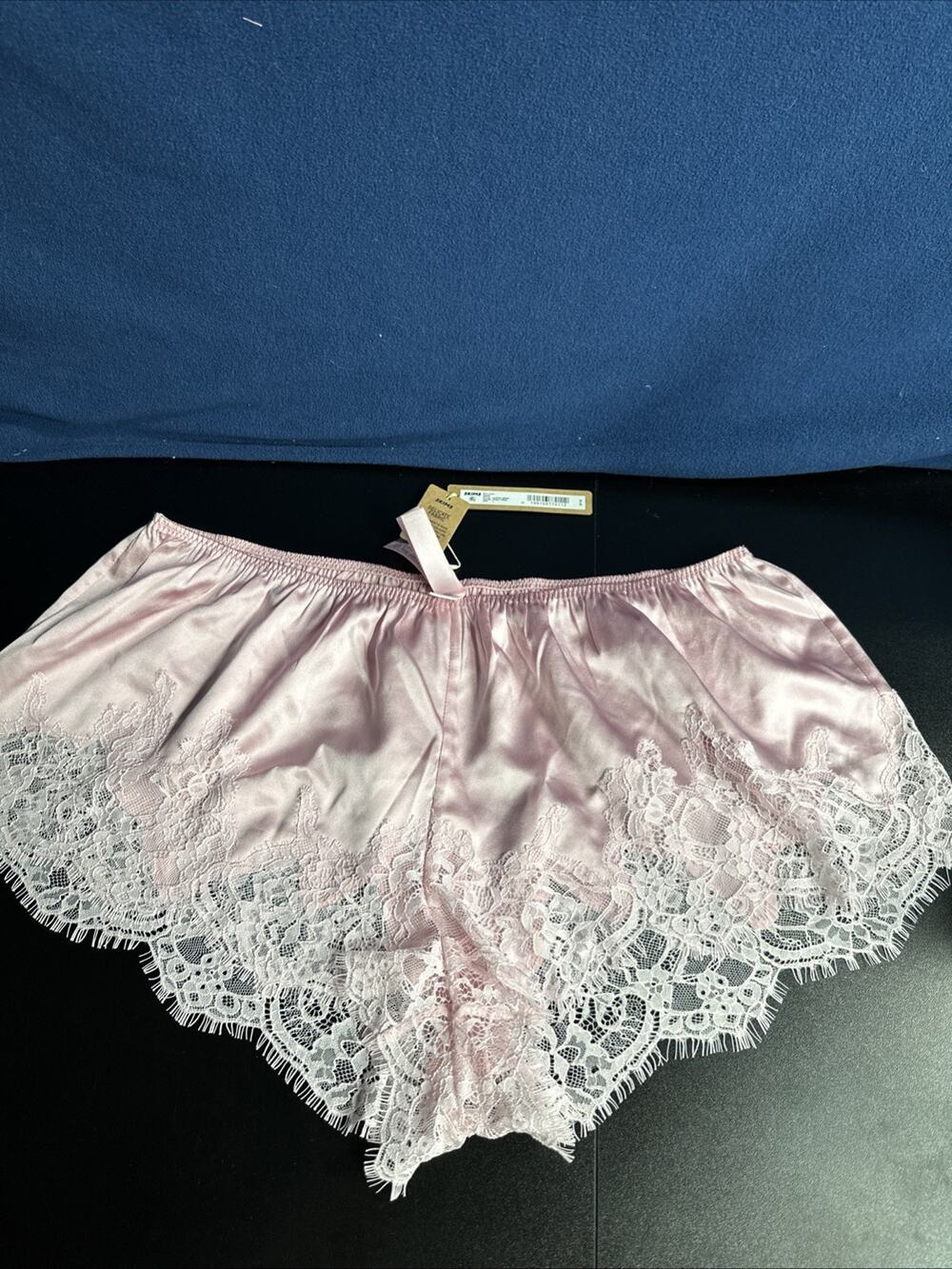 NEW SKIMS Silk Lace Short Peony Tonal Pink LG-BTM-12600W Womens XLarge NWT